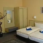 Guest house Hotel-pension Spree