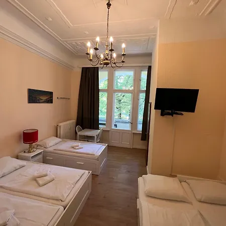 施普雷河潘森酒店 柏林